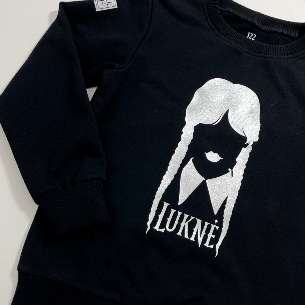 Wednesday džemperis su vardu Wednesday džemperis su vardu