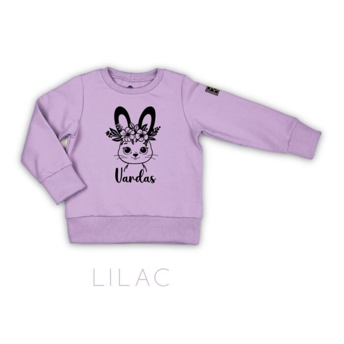 Džemperis su zuikiu, dekoruotas gelemis. Džemperis su zuikiu ir vardu