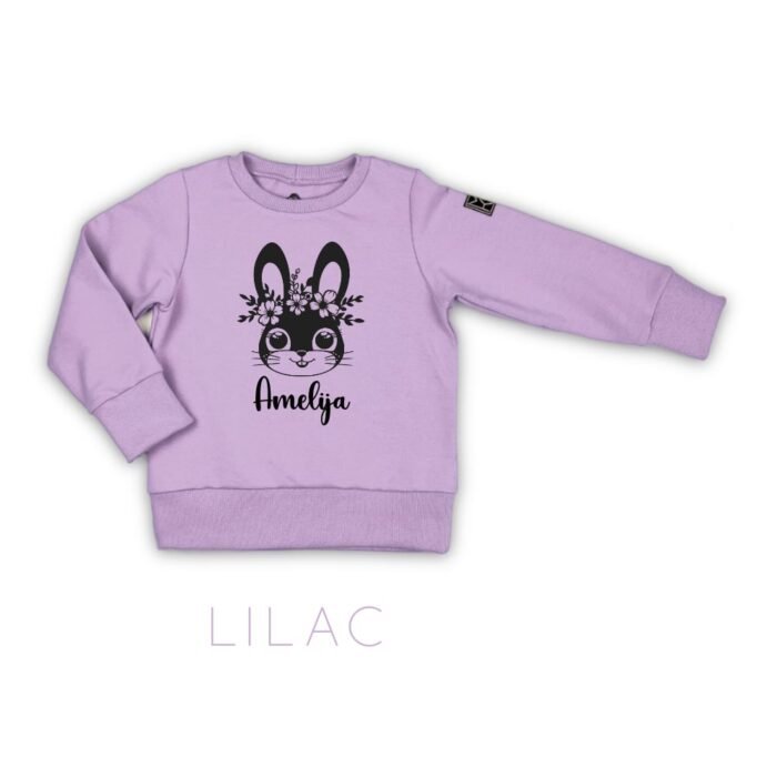 Džemperis su zuikiu, dekoruotas gelemis. Džemperis su zuikiu ir vardu